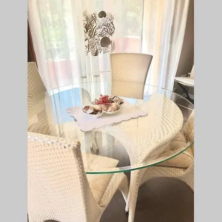 شقة Sisi Design Apartment *