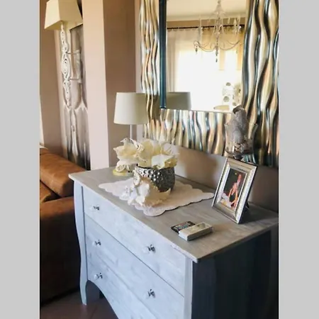 شقة Sisi Design Apartment كاستيلساردو